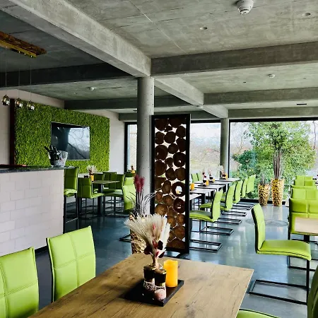 Zweirad Lenne Otel