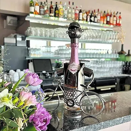 Zweirad Lenne Hotel